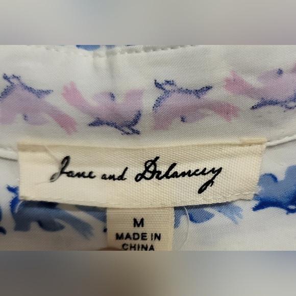 Jane and Delancy-White Rayon Button-Up Shirt with Blue and Purple Birds- Size M - Picture 2 of 7